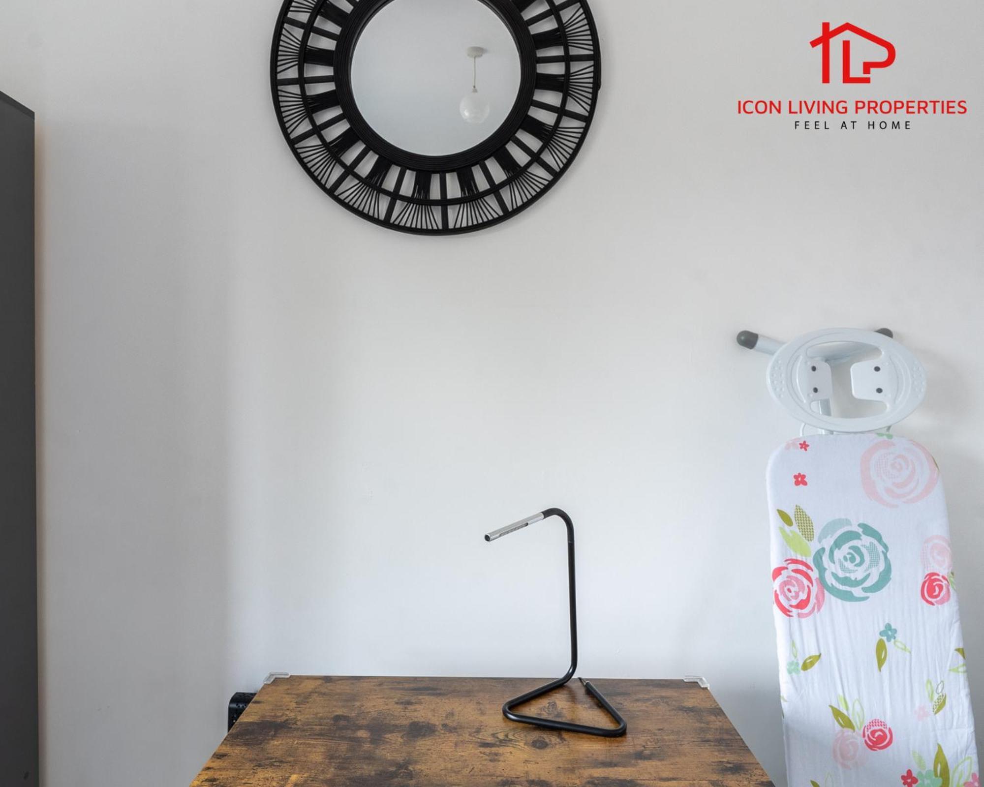 1 Bedroom Arch-View Apartment 2 By Icon Living Properties Short Lets & Serviced Accommodation With Free Parking London Exterior foto